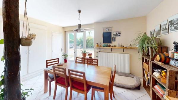 Vente Maison 5 pièces 180 m2 à Saint-Jean-de-Bournay