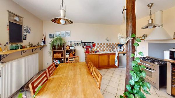 Vente Maison 5 pièces 180 m2 à Saint-Jean-de-Bournay