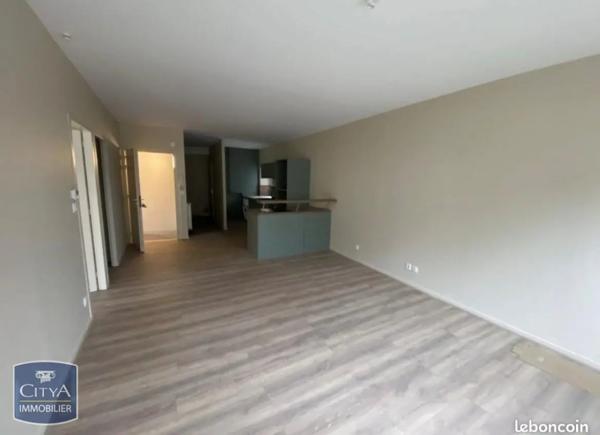 Appartement à louer 4 pièces 66.46m² Roche-la-Molière (42230)