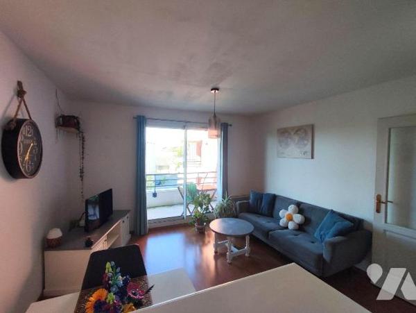 Nouveauté.
Idéal pour investissement ou 1er achat.
Notre Service Immobilier vous propose cet ...