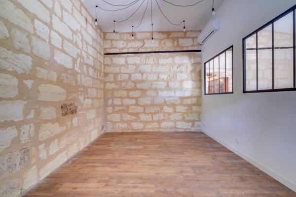 Lormont (33310) Bureau à louer - parking - parc - terrasse