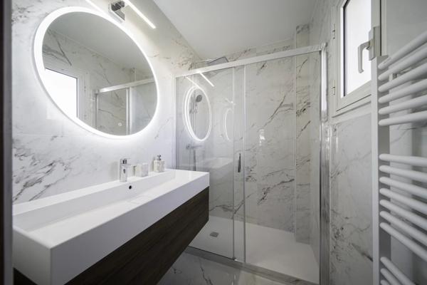 Duplex 157 m² avec grandes terrasses et vue mer – Le Cannet Saint-Catherine