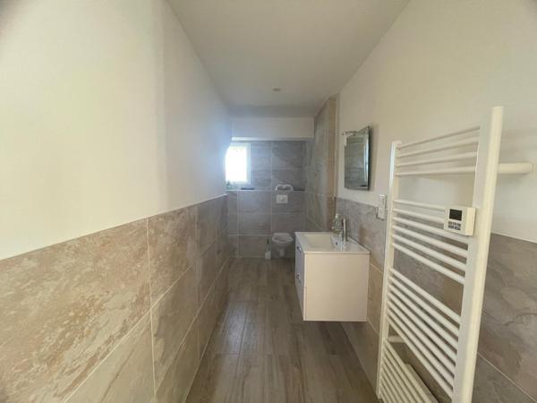 Corte (20250) Locaux professionnels / Bureaux A LOUER