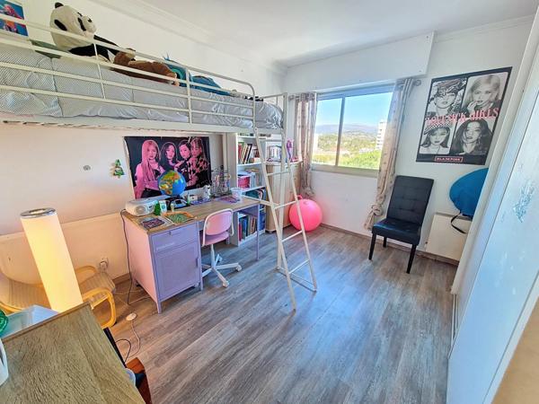 Vente Appartement 4 pièces 78 m2 à Le Cannet