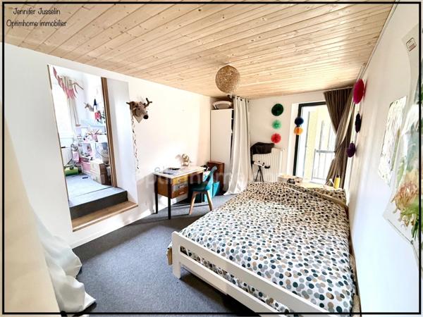 Maison 199 m2 + T2 indépendant NEUVECELLE (74)