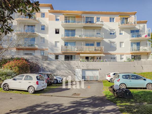 Studio 22,11 m² avec balcon et parking - DPE D - Rezé Balinière