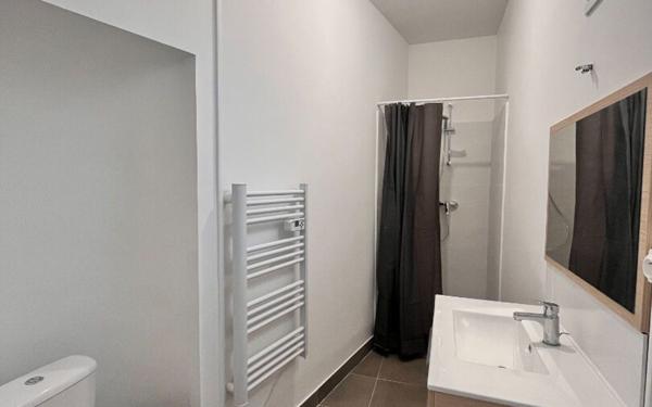 Appartement à louer    1 pièce • 40 m2 Loudun