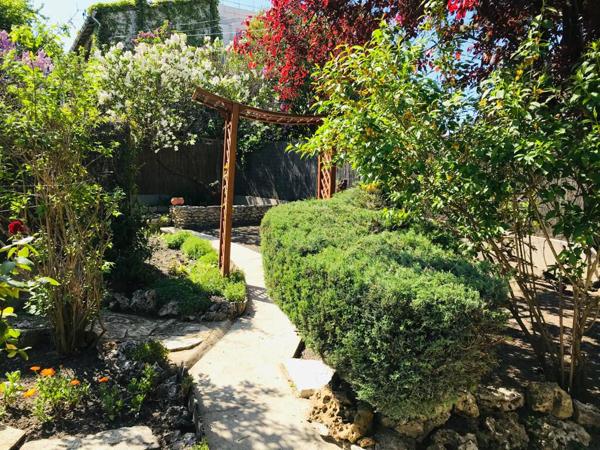 Maison Noisy Le Sec 4 pièce(s) 161.67 m2 - 72.20 m² carrez