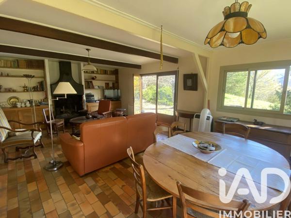 Maison à vendre 6 pièces 135 m² Lées-Athas