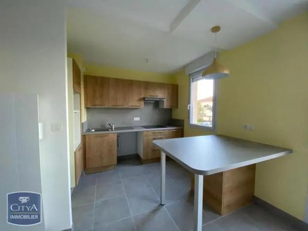 Appartement à louer 3 pièces 62.89m² Mâcon (71000)