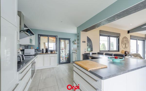 Maison à vendre    6 pièces •  Marsilly