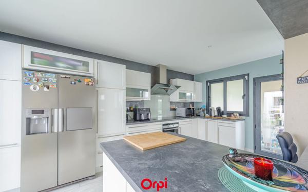 Maison à vendre    6 pièces •  Marsilly