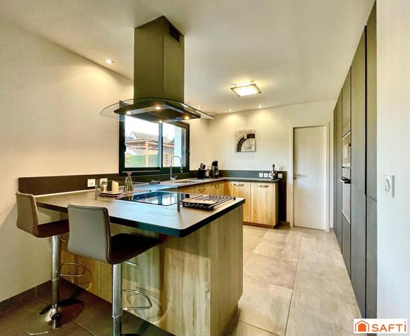 Maison d’architecte RT 2012. 4 chambres sur 1450m2