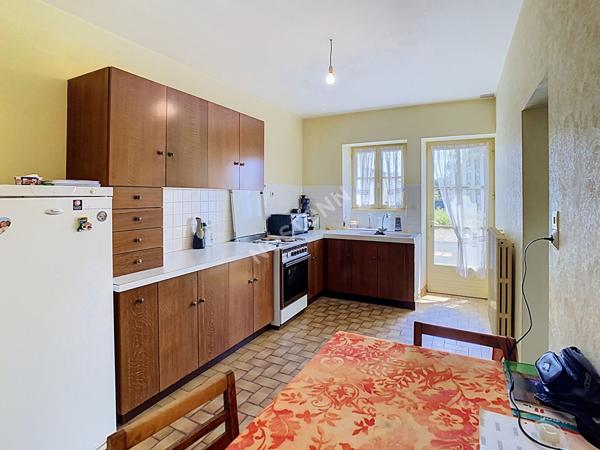 Maison style bourgeoise et division de terrain possible à vendre sur la commune de Gesté
