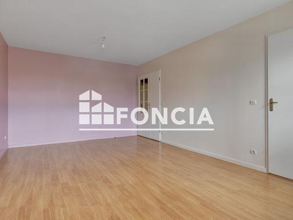 À vendre Appartement 3 pièces 62.8 m² - Lille 59800