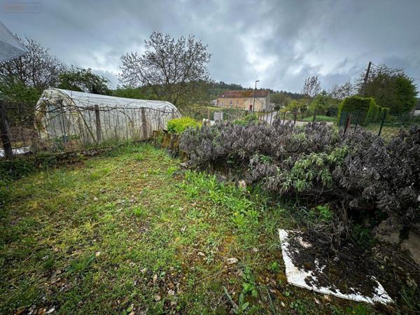 Maison rurale à vendre à Villeneuve-sur-Yonne dans l'Yonne (89500), ref : 89062-2
