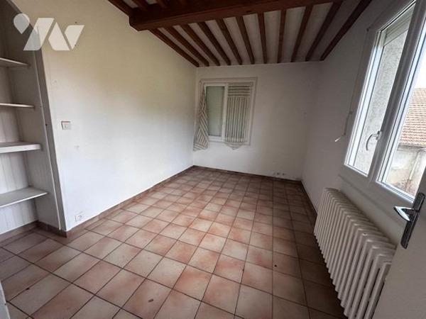 St Just, Maison T6 119m² bord de Loire