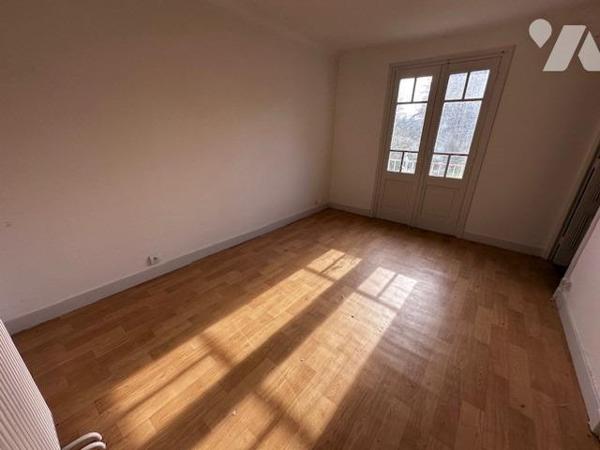 St Just, Maison T6 119m² bord de Loire