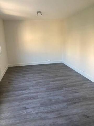 Appartement 1 pièce                                        - 42000 Saint-Étienne Réf : 13153