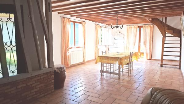 Maison 4 pièce(s) 3 chambre(s) 157 m²