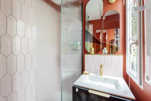 Appartement Paris 18 e - HAUT MONTMARTRE / RUE BERTHE