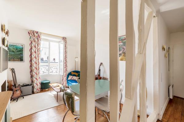 Appartement Paris 18 e - HAUT MONTMARTRE / RUE BERTHE