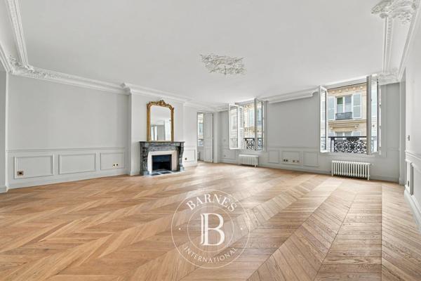 Paris 8ème, Appartement 4 Chambres -  203 m² à vendre