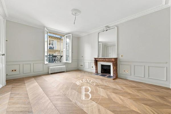 Paris 8ème, Appartement 4 Chambres -  203 m² à vendre