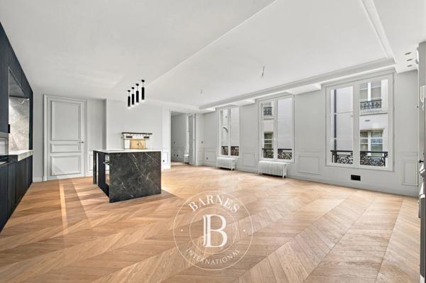 Paris 8ème, Appartement 4 Chambres -  203 m² à vendre