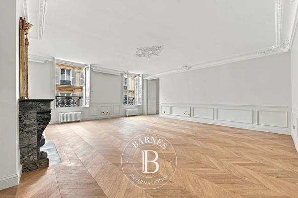 Paris 8ème, Appartement 4 Chambres -  203 m² à vendre
