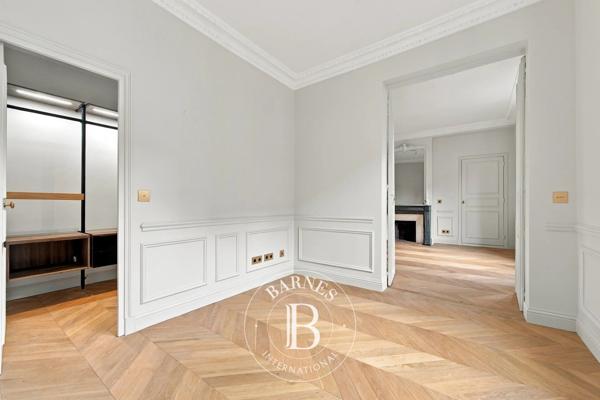 Paris 8ème, Appartement 4 Chambres -  203 m² à vendre