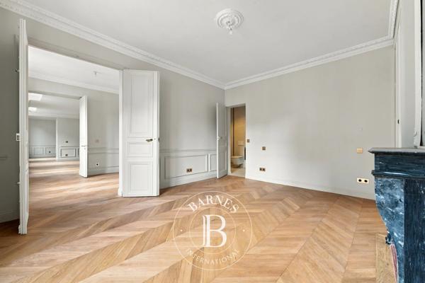 Paris 8ème, Appartement 4 Chambres -  203 m² à vendre