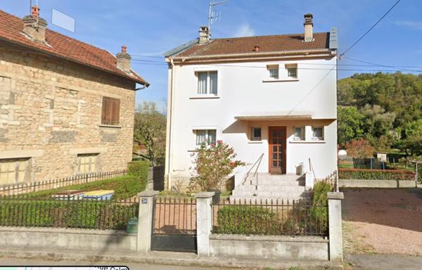 A 2 pas des commerces et écoles