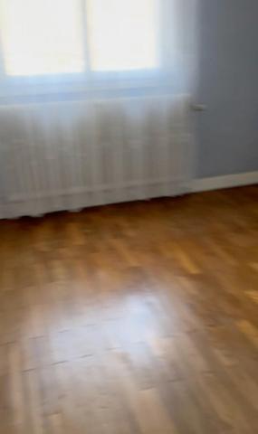 A 2 pas des commerces et écoles