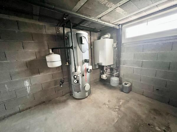 Maison de plain-pied – 95 m² –  sous sol complet - Parcelle d’environ 800 m²