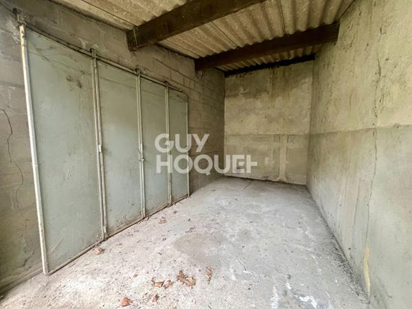 Garage fermé / Tours Centre