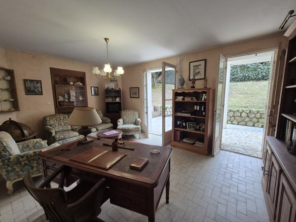 Maison 12 pièce(s) 8 chambre(s) 202.59 m²