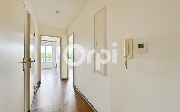 Appartement à vendre    2 pièces • 40,69 m2 Mantes-la-Jolie