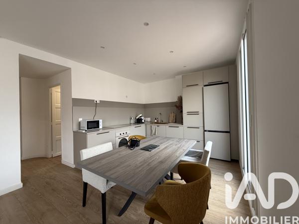 Location appartement 3 pièces 80 m² Toulon