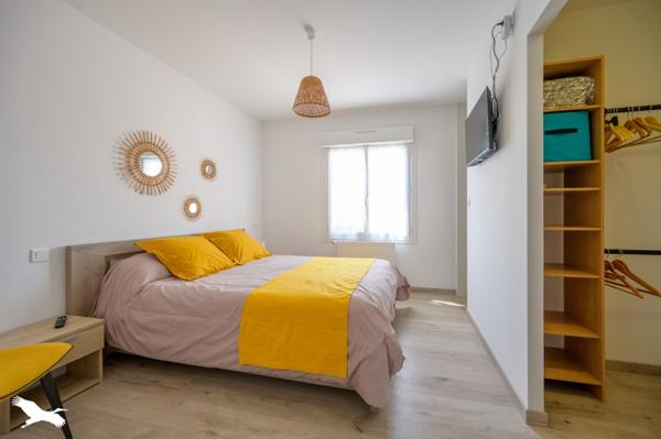 Maison à vendre |  Nieul-sur-Mer |  11 pièces | 243 m²