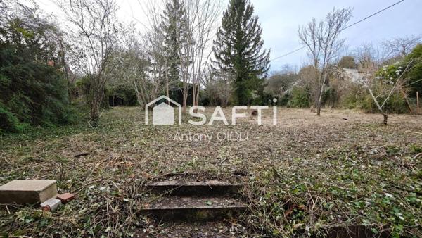 Proche gare de Sens terrain constructible de 1 340m