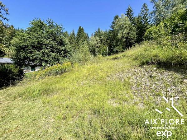 Terrain de 1541 m² dont 800 m² constructibles