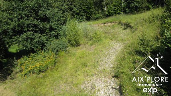 Terrain de 1541 m² dont 800 m² constructibles