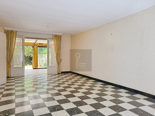Maison de lotissement ,4 chambre, Garage et Parking