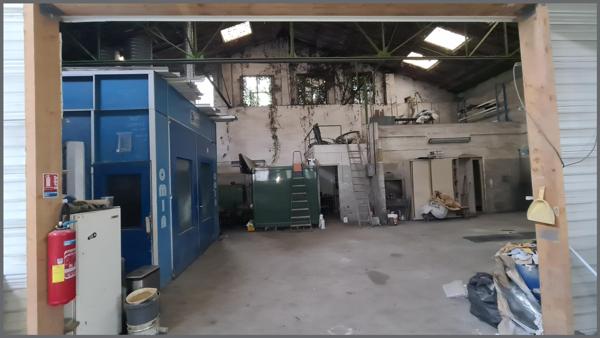 Local Commercial à BRESSUIRE, 79300 - 3 pièces 719m²