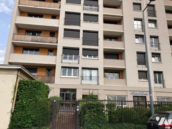 VILLEURBANNE RESIDENCE PLEIN MIDI - T2 AVEC BALCON ET CAVE