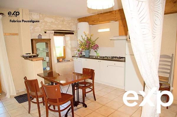 Propriété rare de 8,5 ha avec vue dominante, gîtes, sans contrainte d’exploitation