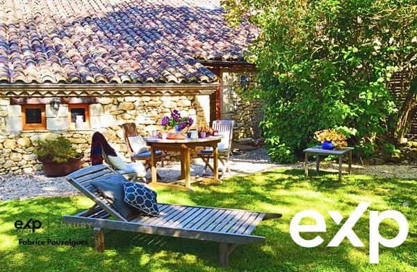 Propriété rare de 8,5 ha avec vue dominante, gîtes, sans contrainte d’exploitation