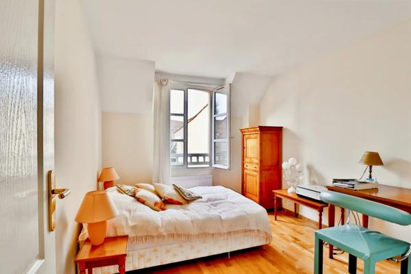 92 Rueil-Malmaison, quartier Buzenval- Maison familiale avec 4 chambres, au cœur d'un Domaine Privilégié