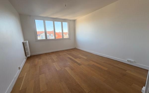Appartement à vendre    2 pièces • 48,64 m2 Brunoy